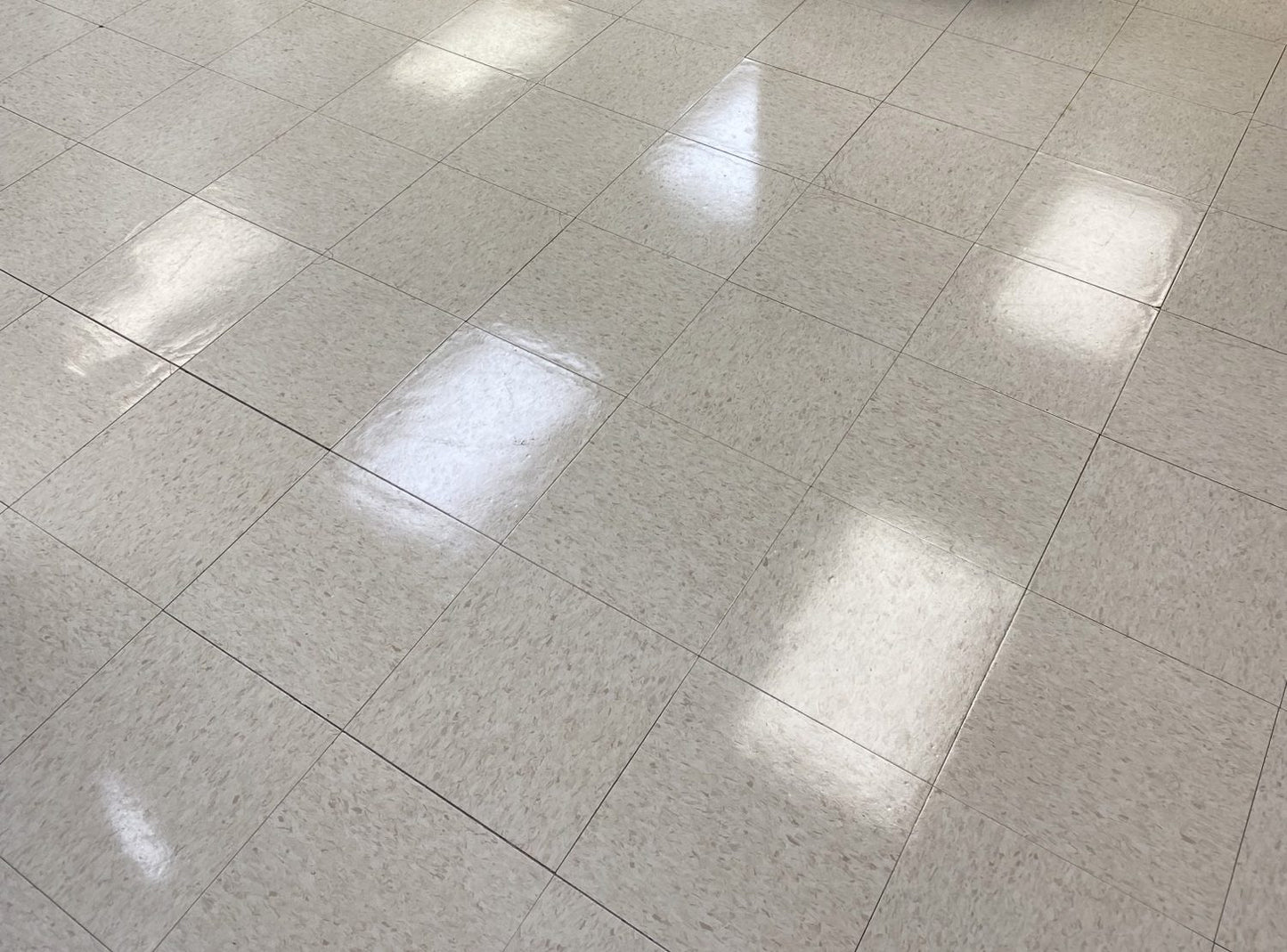 Coval Vinyl Coat - Scellant pour plancher de vinyle 1 gal. 5 gal.