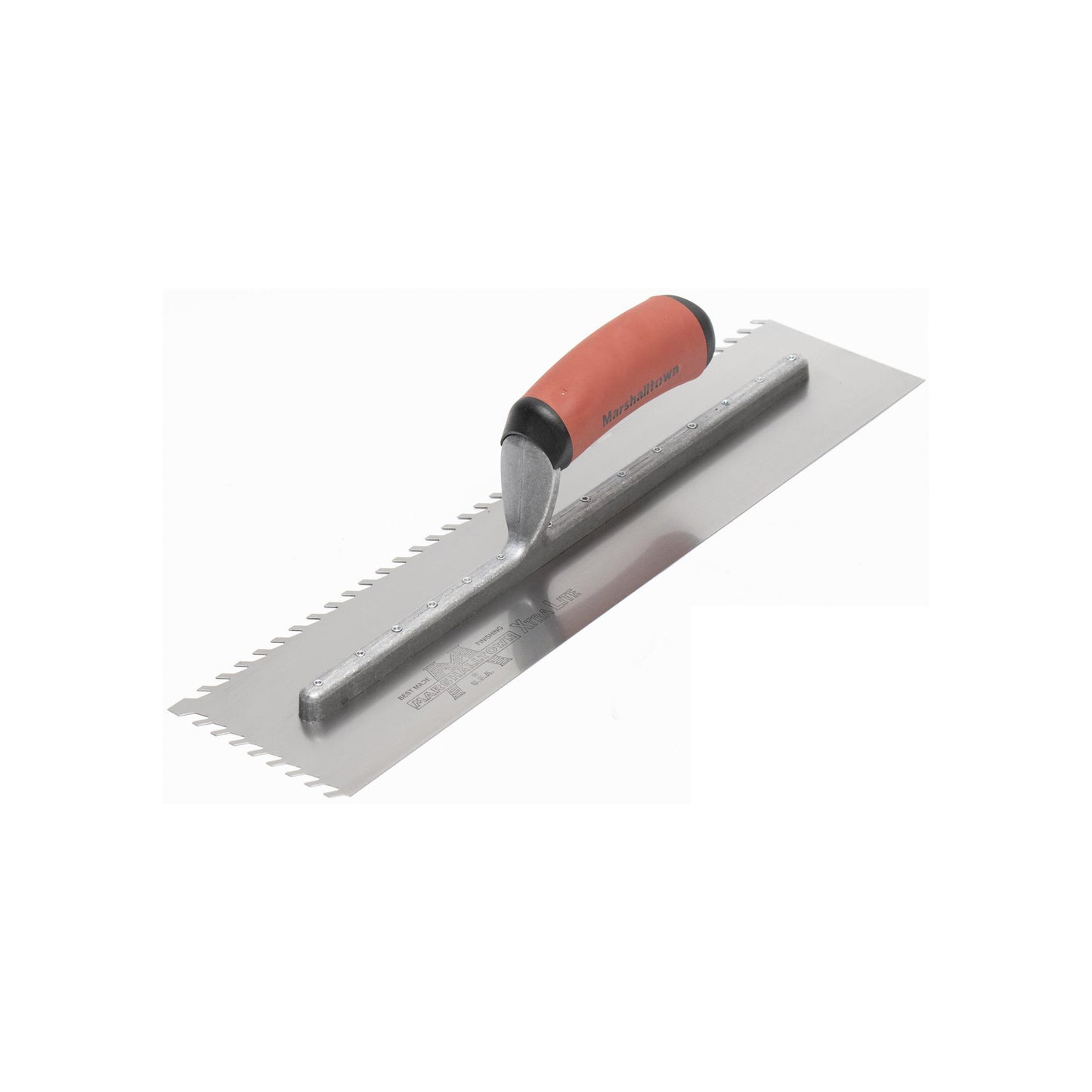 Truelle 16" X 4" avec encoche inclinée 1/4" Marshalltown Trowel Company LF1416SD