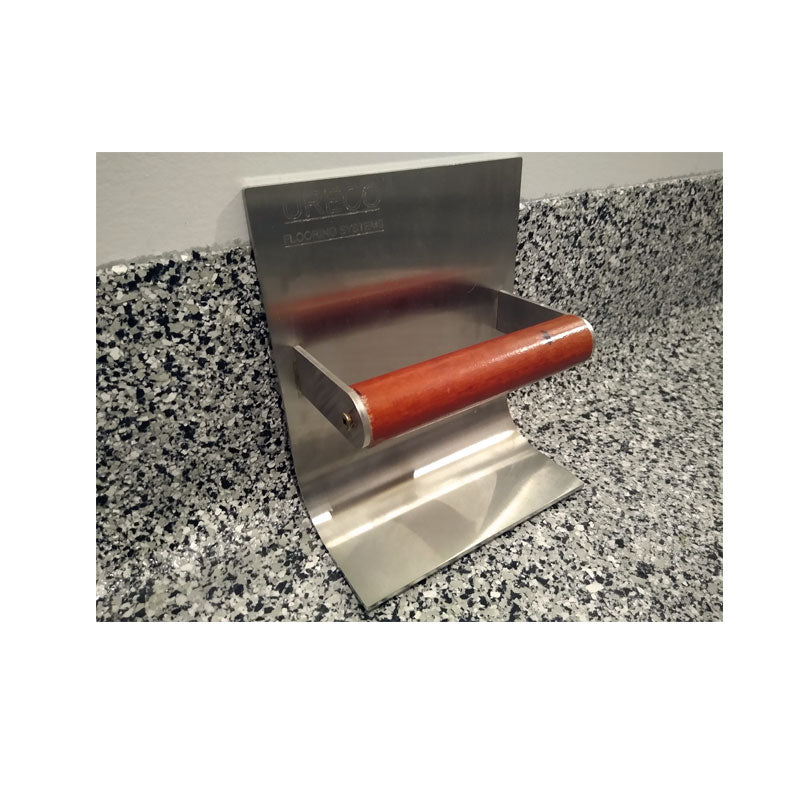 Trowel for rounded baseboards 6" URECO